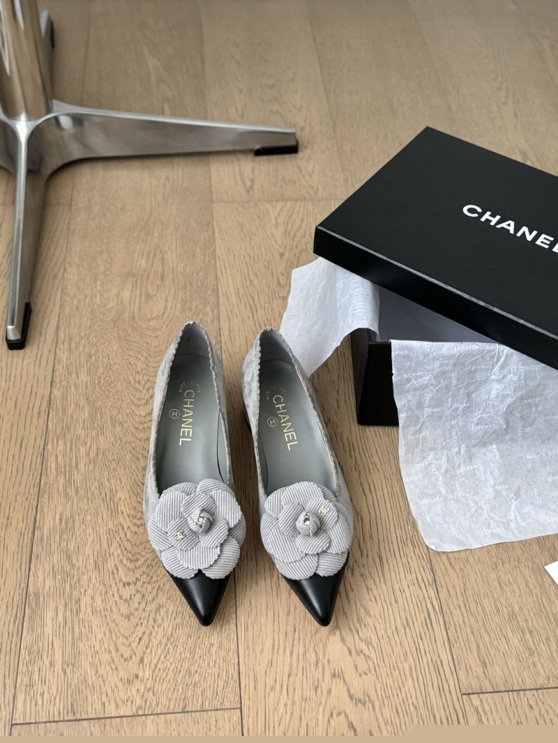 Ch*el high heels